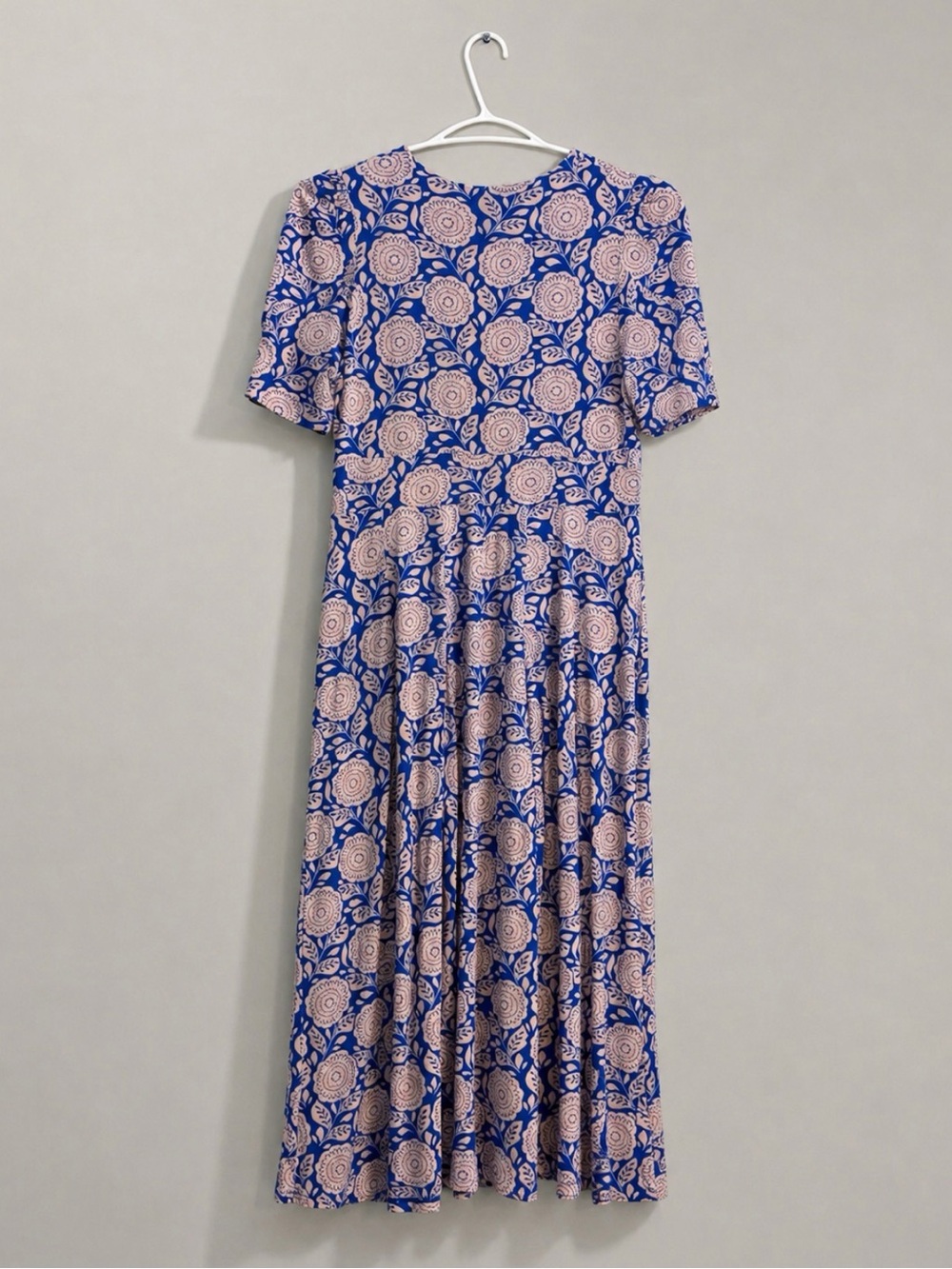 BODEN Kristen Pleated Jersey Maxi Dress Size 12 Floral Blue Enchanting Vines - Picture 6 of 10